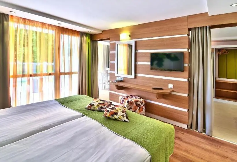 Standard-studio Parveke, Forest Beach