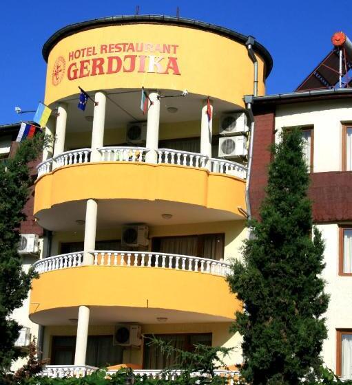 Номер Стандарт Трехместный, Gerdjika