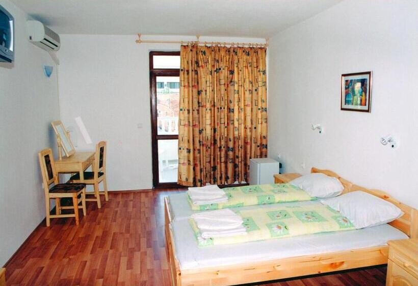 Четырехместный Номер Стандарт, Gerdjika