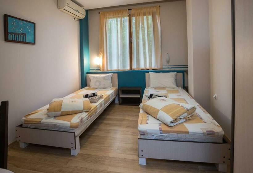 스탠다드 룸, Hanovete