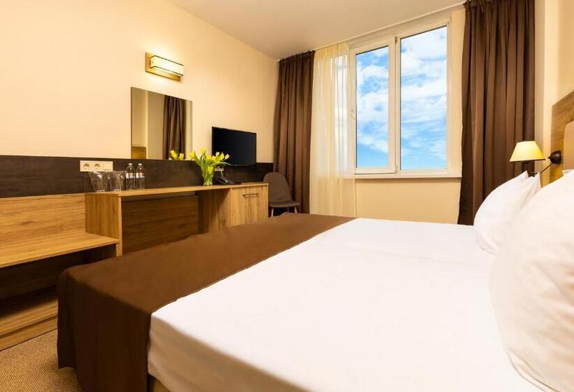 디럭스 룸, Intelcoop