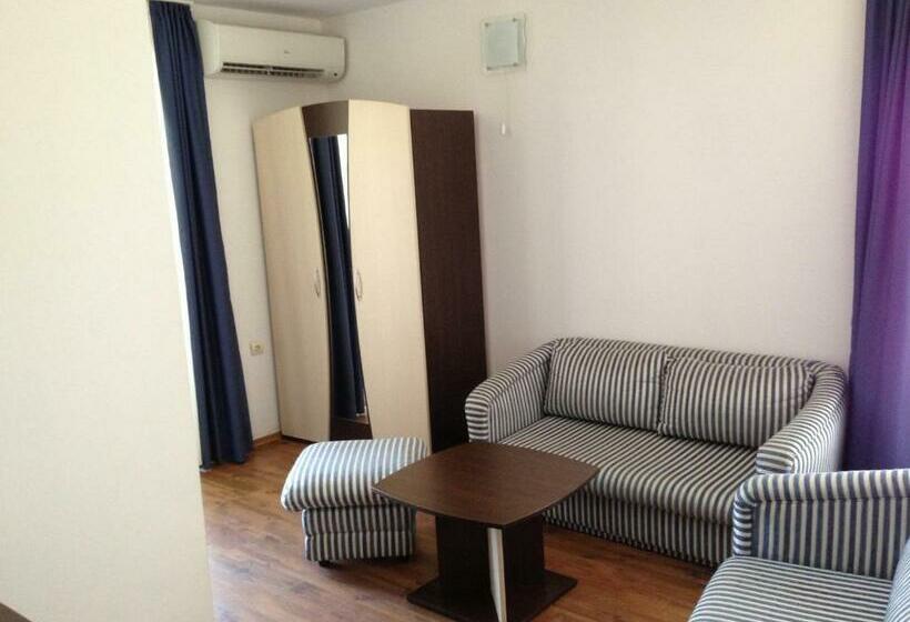 Habitación Familiar, семеен хотел катерини