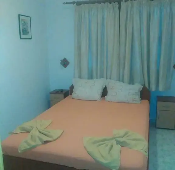 Suite Junior, Mario Complex