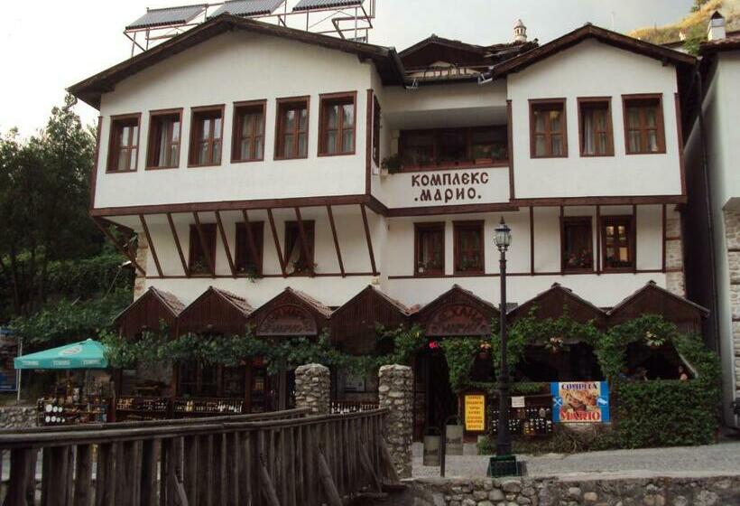 スタンダード4人部屋, Mario Complex