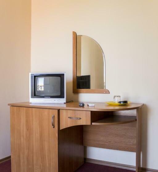 Трехместный Номер Стандарт с Балконом, Milan