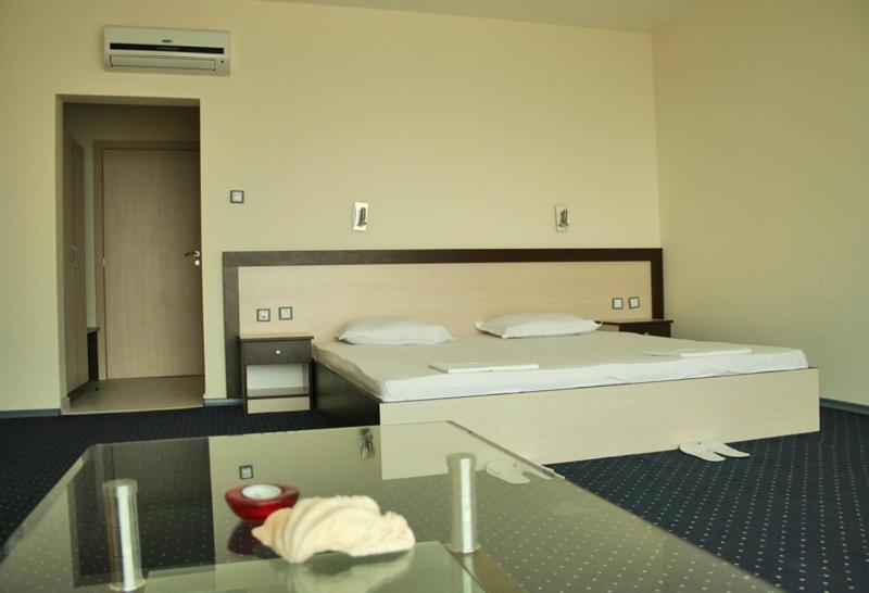 オーシャンビュースーペリアールーム, Peter