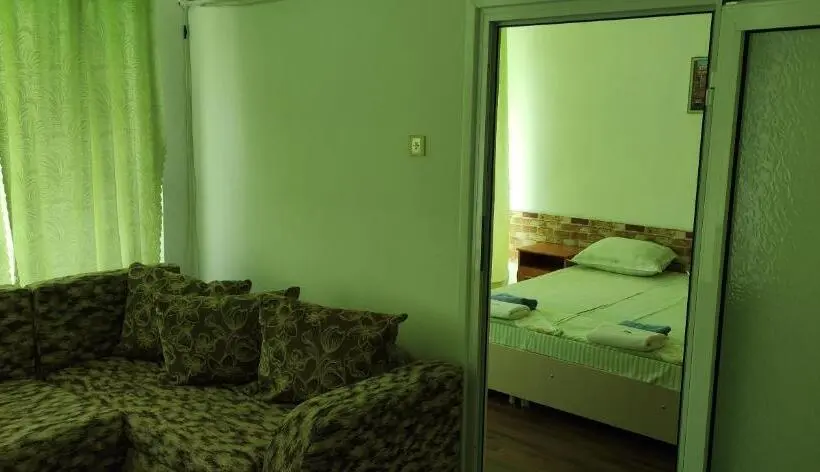 Appartamento 1 Camera da Letto Vista Mare con Balcone, Rai