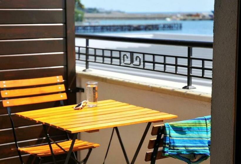 Номер Стандарт с Балконом, Selena