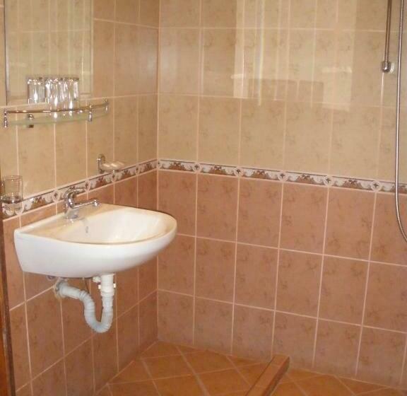 标准间带阳台, Sunny Park