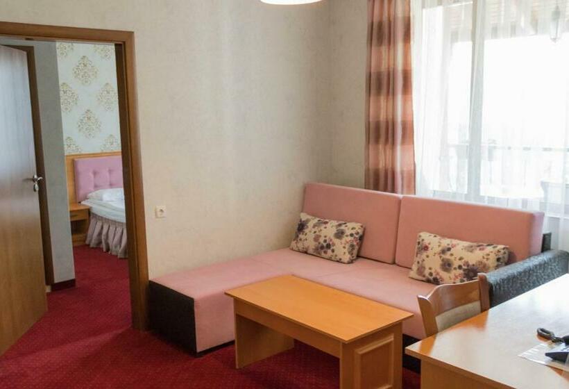 סוויטה, Uzunski