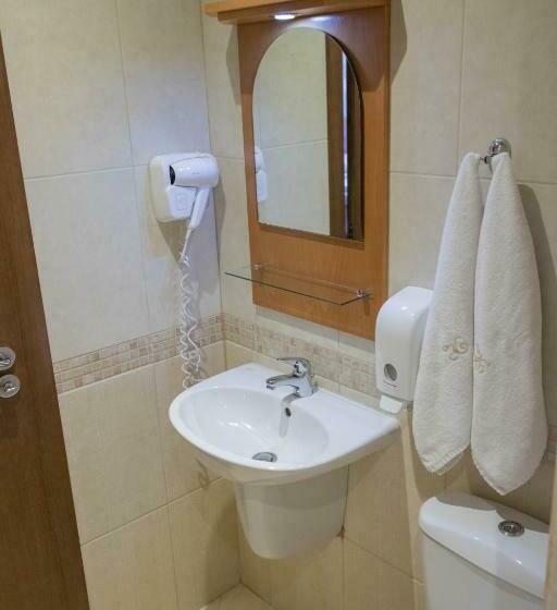 חדר סטנדרט, Uzunski