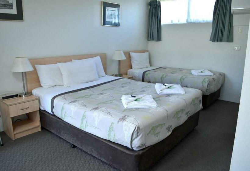 标准间, Ten Dollar Town Motel