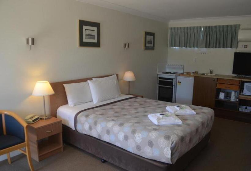 标准间, Ten Dollar Town Motel