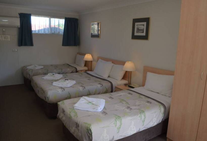 家庭间, Ten Dollar Town Motel