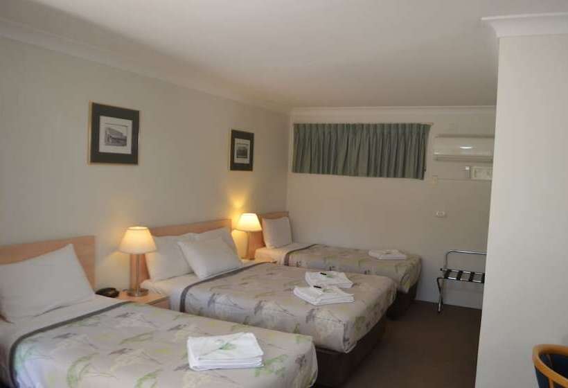 家庭间, Ten Dollar Town Motel