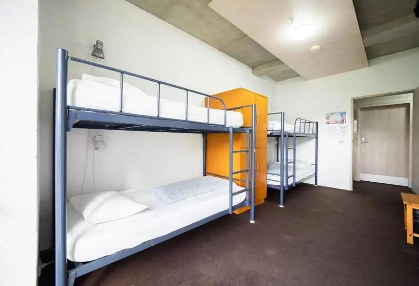 Bed in Shared Room with Shared Bathroom, Yha Apollo Bay Eco