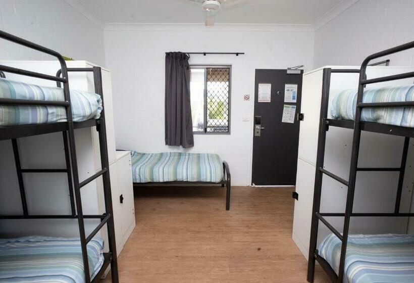 Кровать в Общей Комнате, Yha Byron Bay