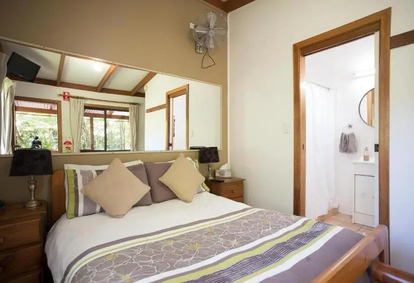 バルコニー付きスタンダードルーム, Samurai Beach Bungalows   Port Stephens Yha