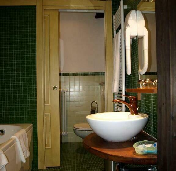 标准间带漩涡浴缸, Locanda Degli Sfizi