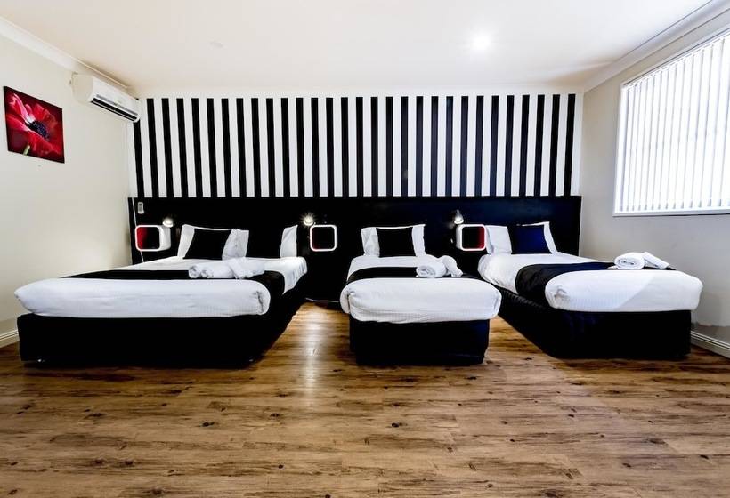 חדר משפחתי, Bundanoon Country Inn Motel