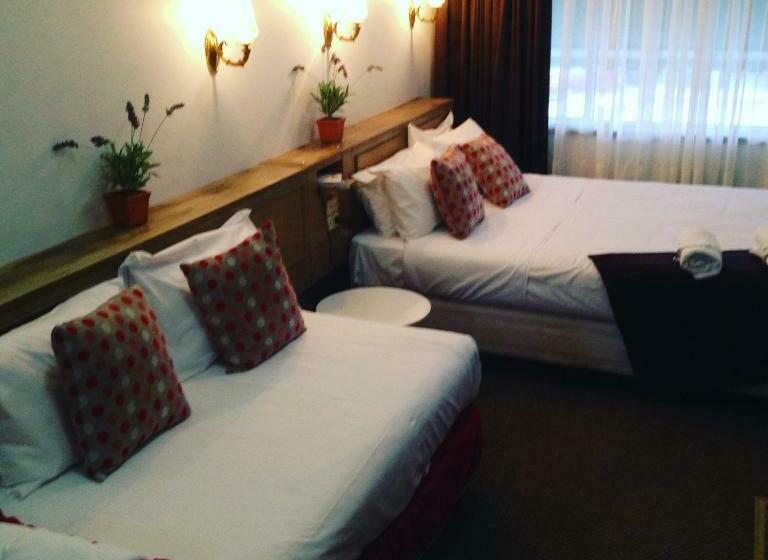 スタンダードルーム, Burkes Hotel Motel