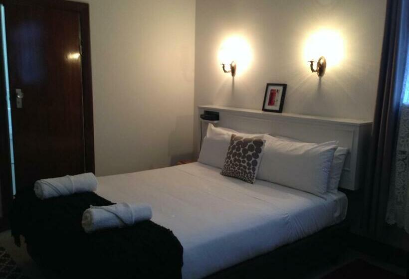 스탠다드 룸, Burkes Hotel Motel