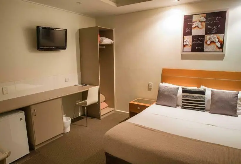 スーペリアールーム, Burkes Hotel Motel