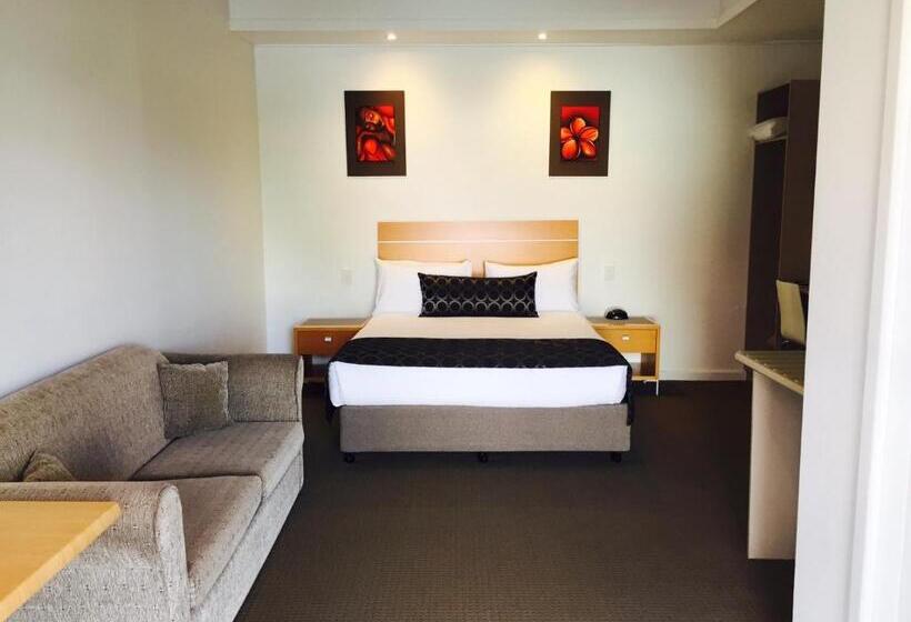 スーペリアールーム, Burkes Hotel Motel