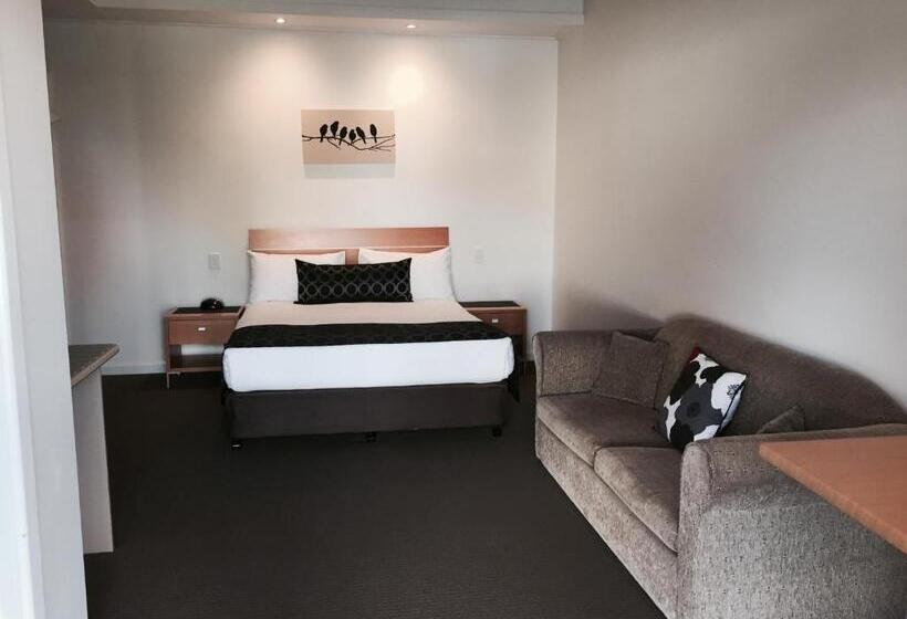 スーペリアールーム, Burkes Hotel Motel