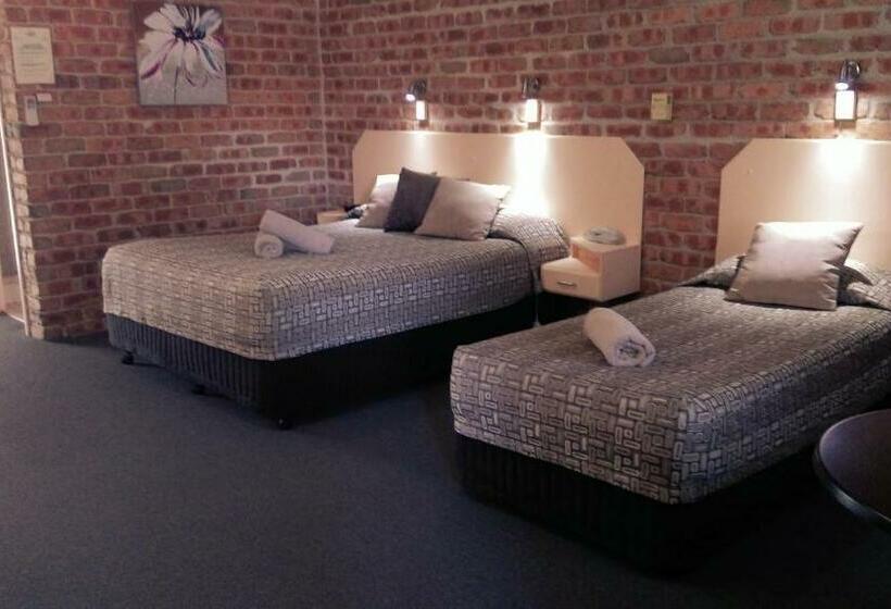 חדר סטנדרט מותאם לאדם עם מוגבלויות, Gloucester Country Lodge