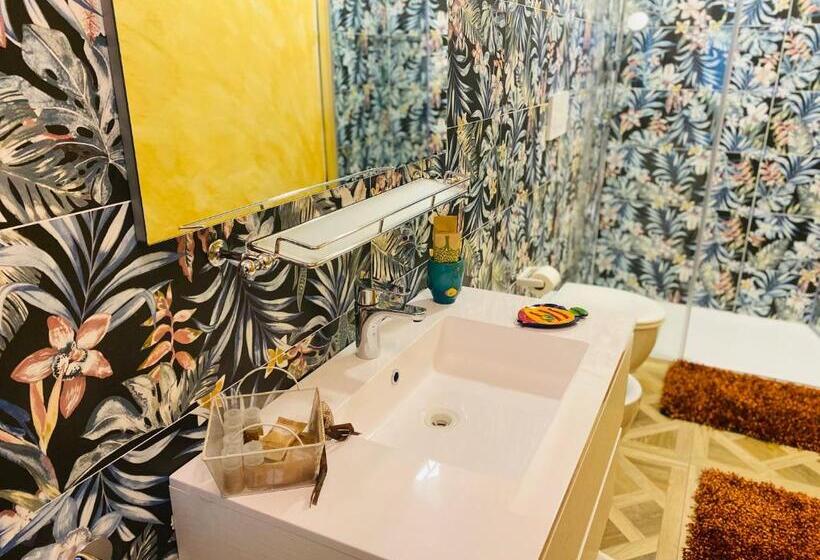 اتاق سوپریور سه تخته, Alle Due Palme