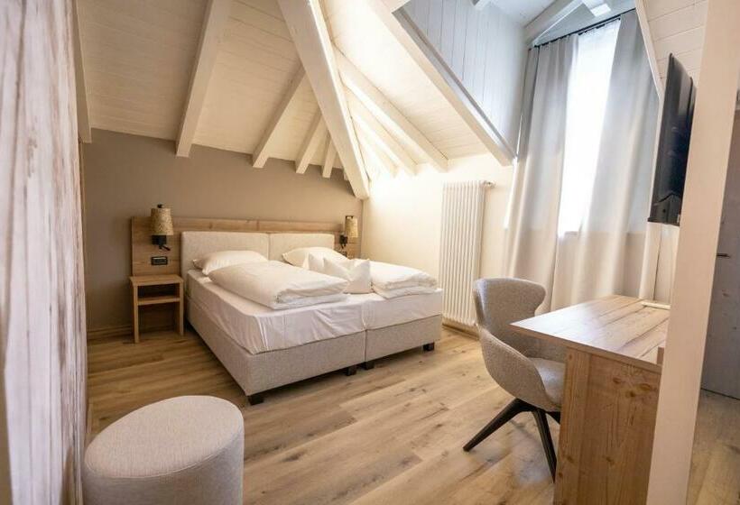 غرفة سوبيريور, Alpenrose Wellness