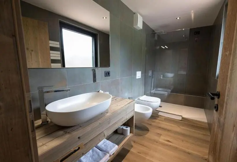 Superior-huone, Alpenrose Wellness