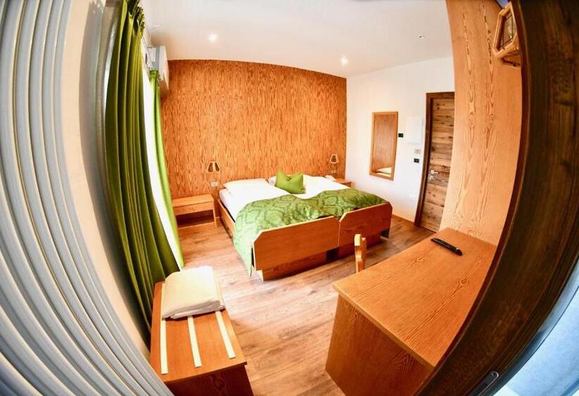 اتاق استاندارد یک نفره, Alpenrose Wellness