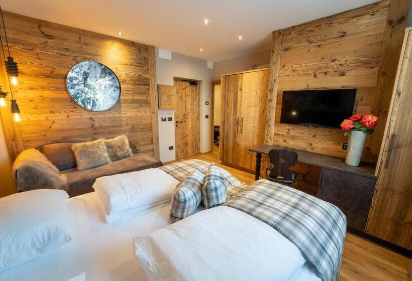 اتاق استاندارد سه نفره, Alpenrose Wellness
