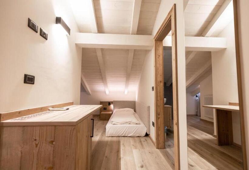 غرفة قياسية رباعية, Alpenrose Wellness