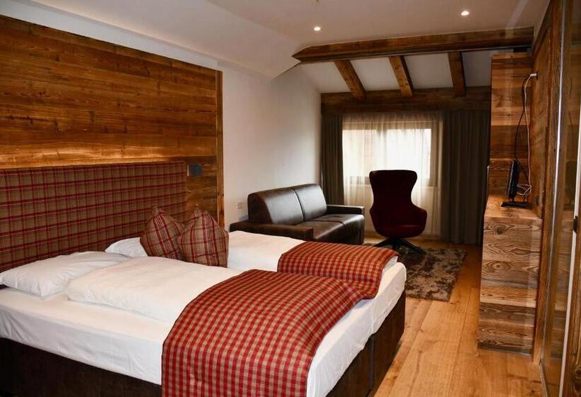 غرفة قياسية رباعية, Alpenrose Wellness