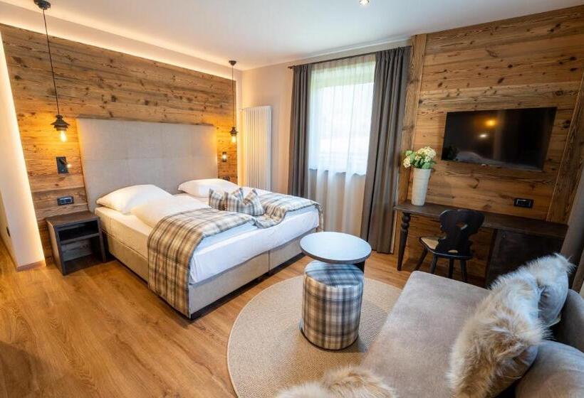 اتاق استاندارد سه نفره, Alpenrose Wellness