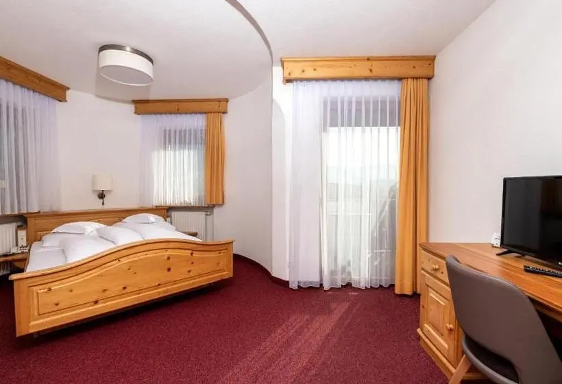 バルコニー付きスタンダードルーム, Aparthotel Panorama