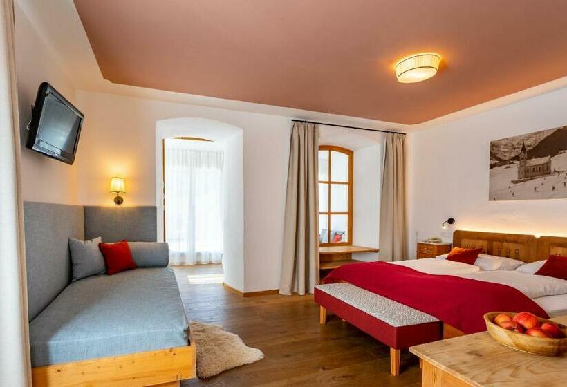 家庭山景房, Bella Vista