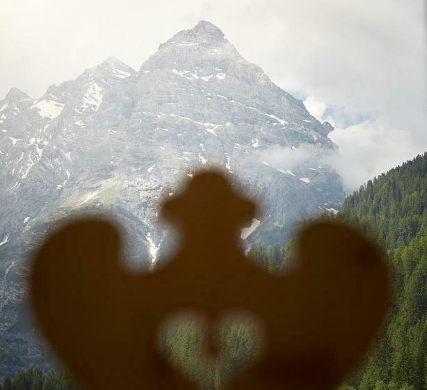 带阳台的三人标准间, Bella Vista