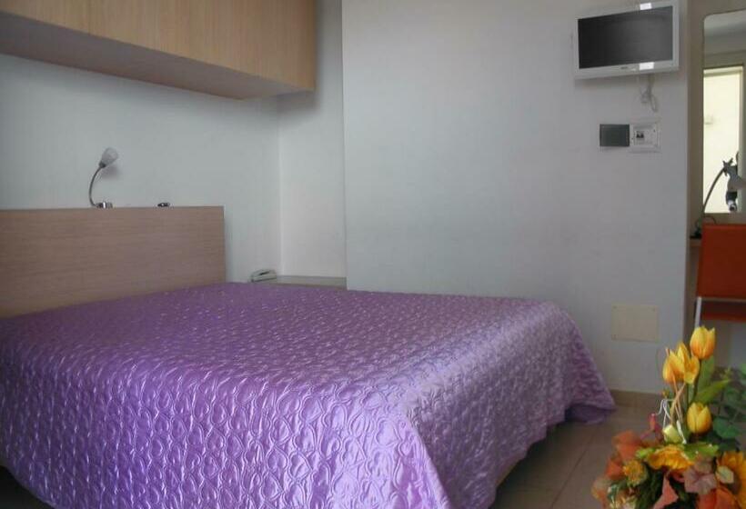 חדר סטנדרט עם מרפסת, Blue Sky