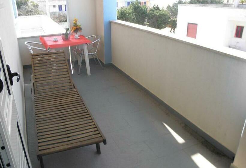 חדר סטנדרט עם מרפסת, Blue Sky