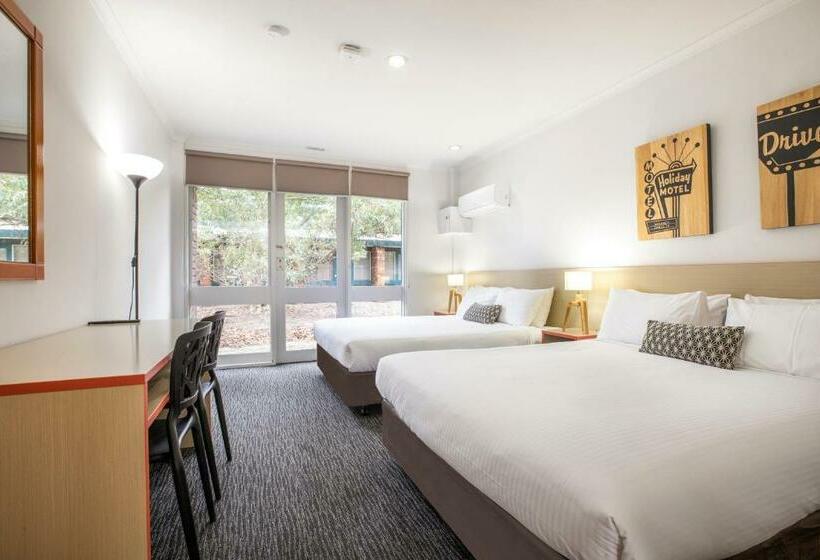 标准工作室, Burvale