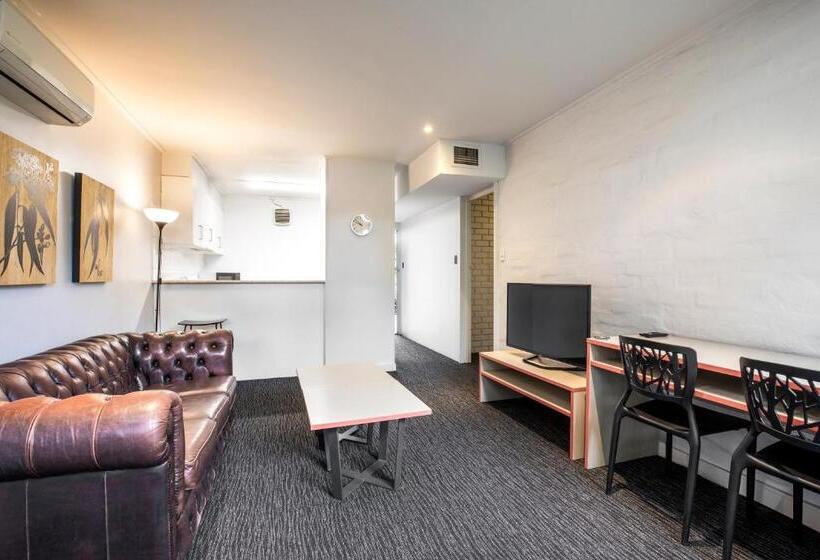 带2个卧室的公寓, Burvale