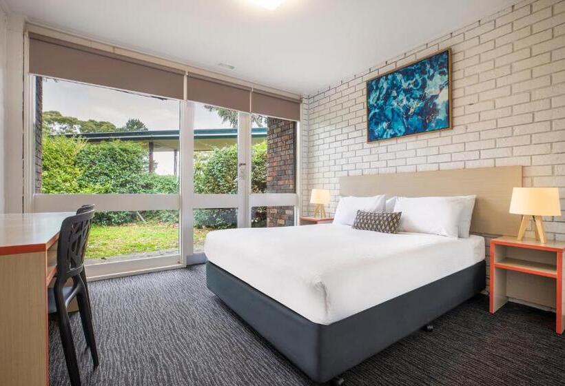 带2个卧室的公寓, Burvale