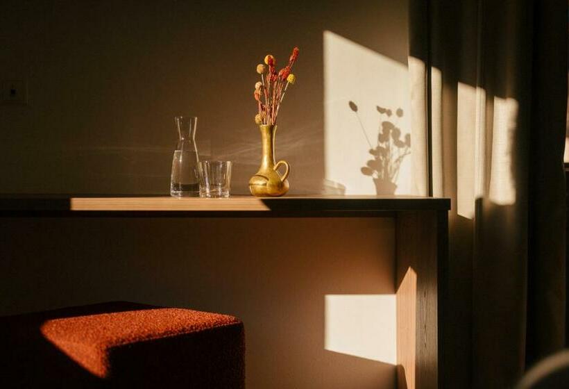 带阳台的高级房间, Gasthaus Post