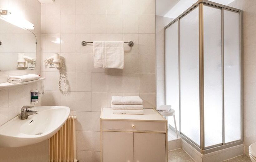 标准间, Gasthaus Post