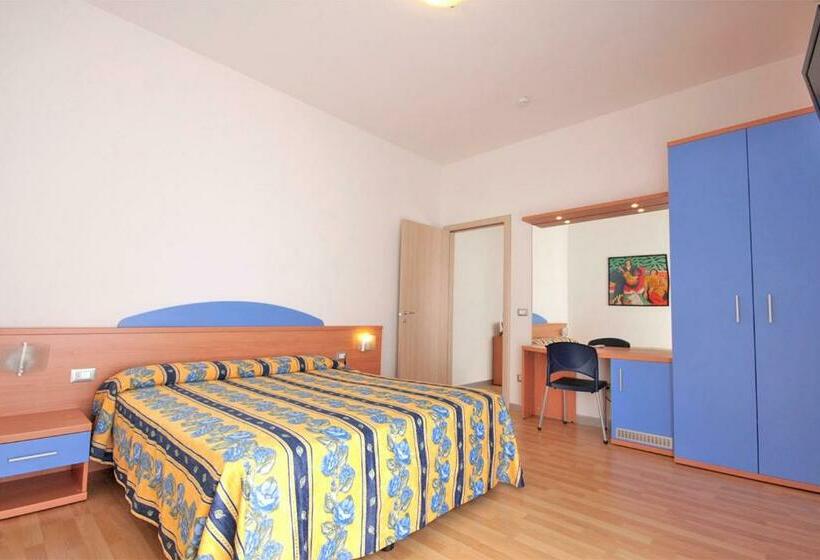 Quarto Economy, Riviera