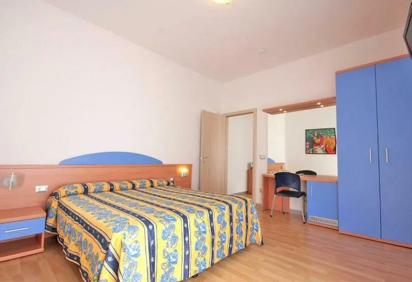 Economy-huone, Riviera